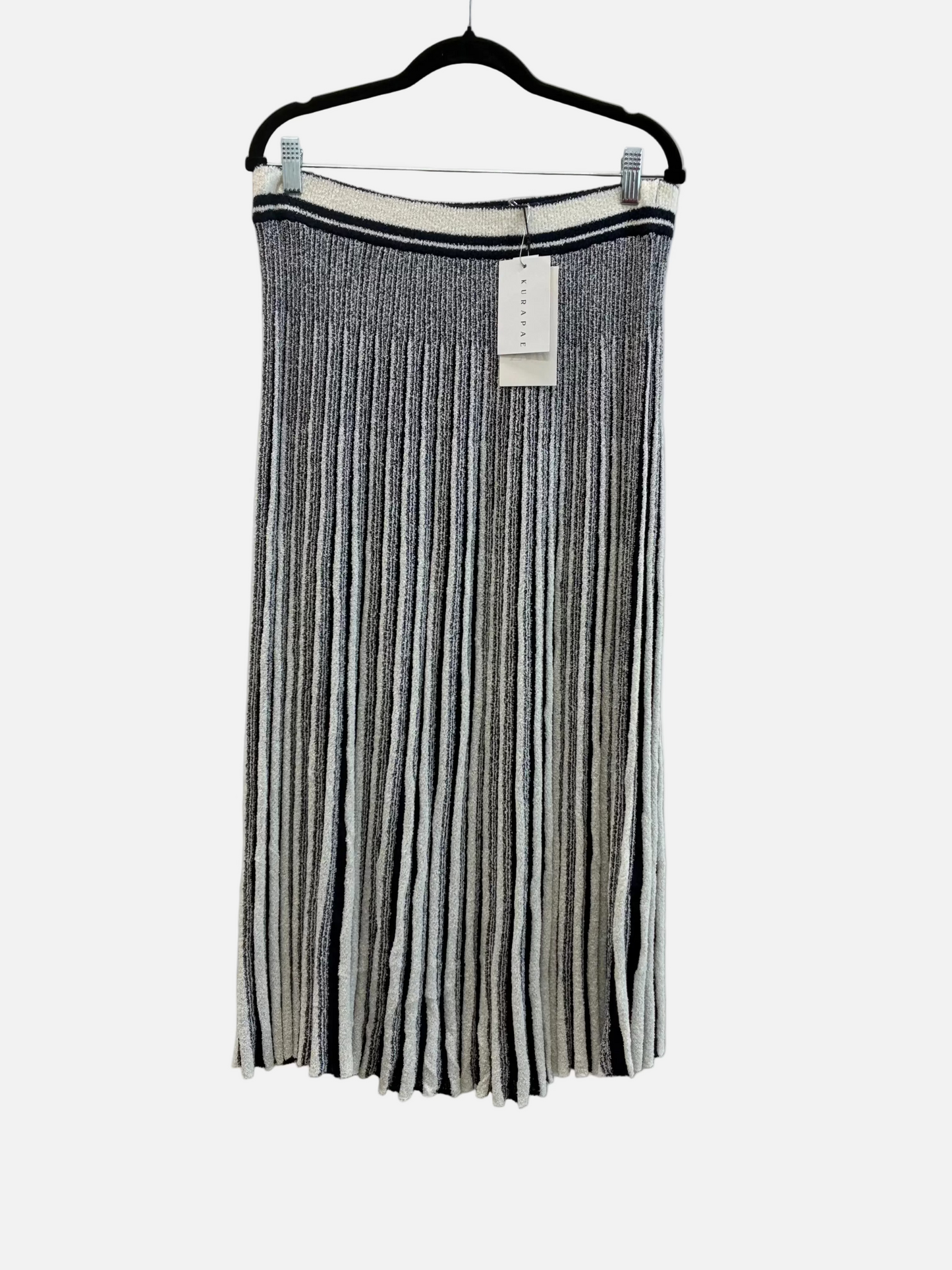 Zara Navy/Cream knit skirt (BNWT) - Size L