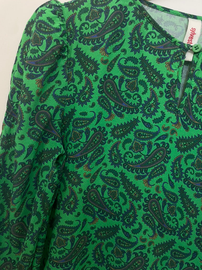 Sylvester - Paisley green top - Size S