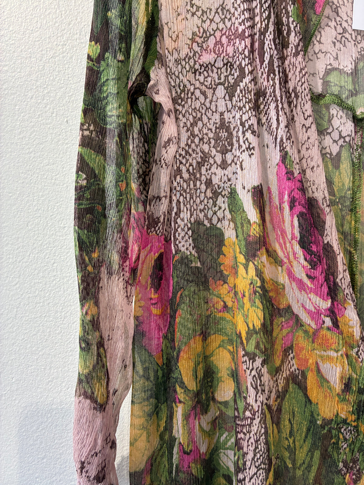 Carly Harris - Vintage semi sheer floral cardigan - Size M