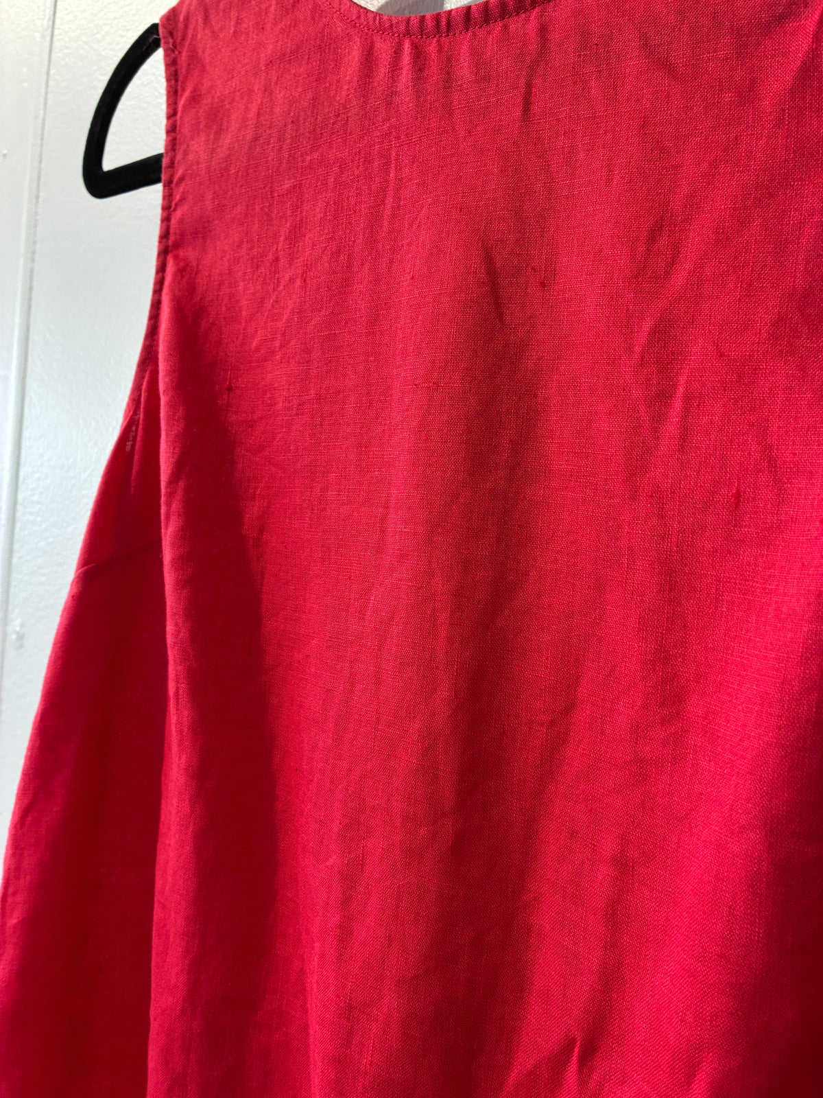 Zest - Linen button back top - Size 10