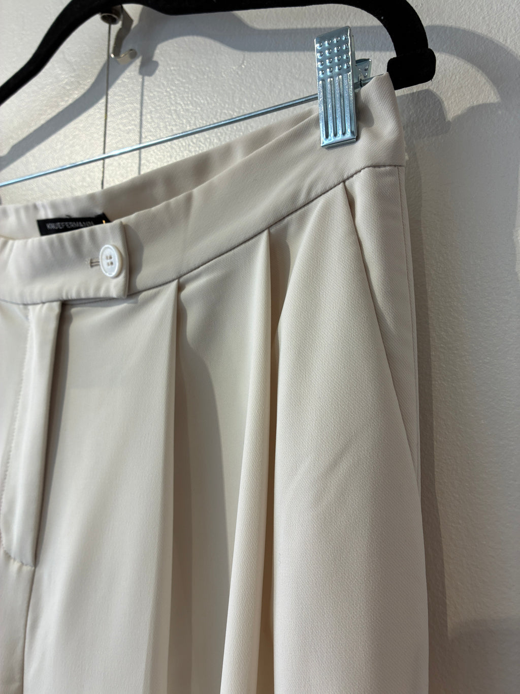 Knuefermann - Wide leg pants - Size 14