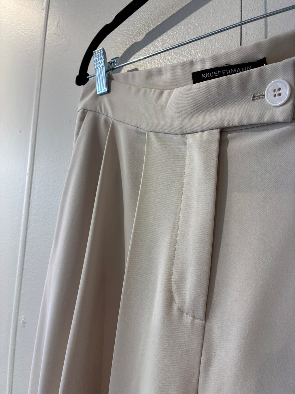 Knuefermann - Wide leg pants - Size 14