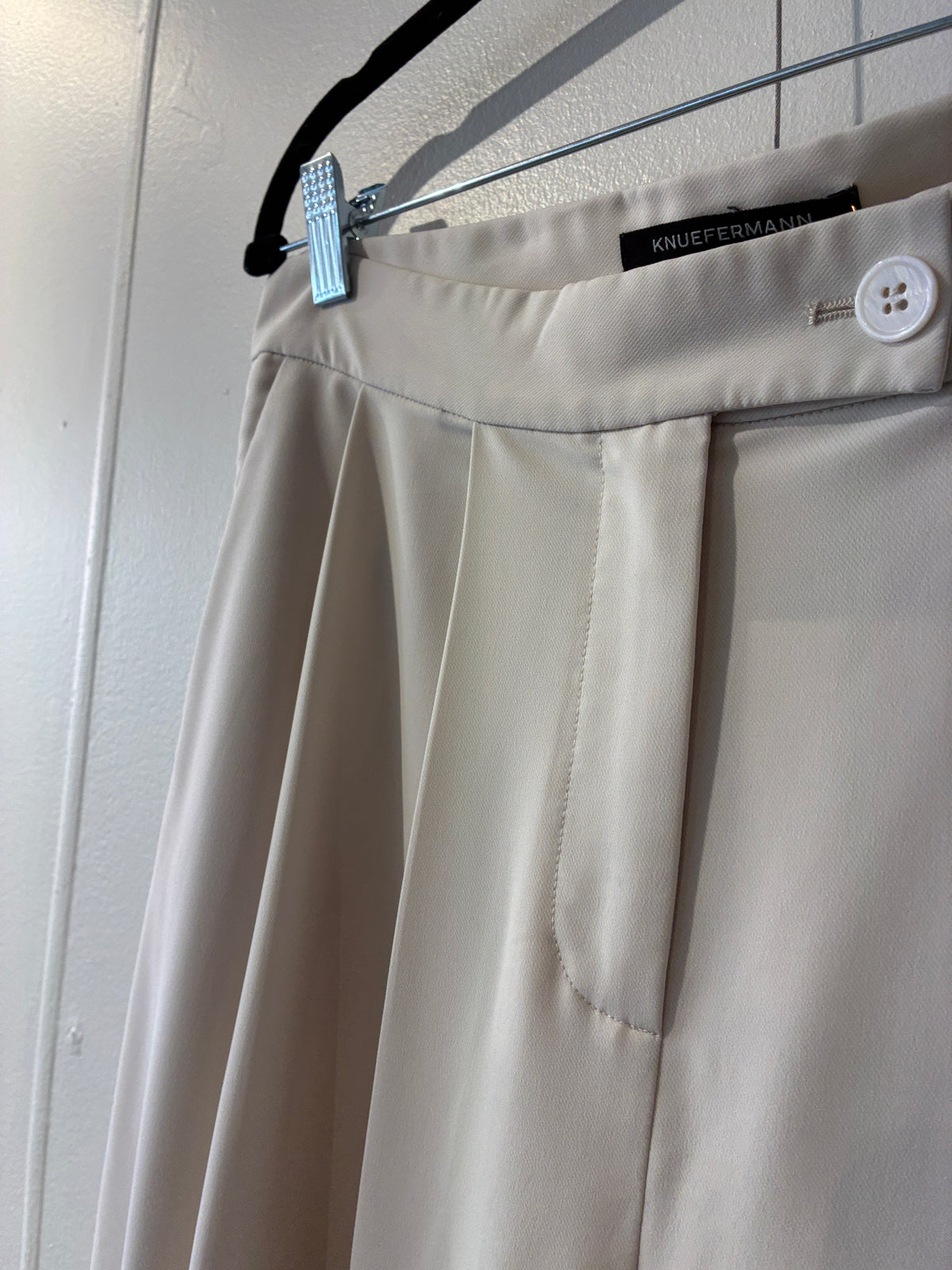 Knuefermann - Wide leg pants - Size 14