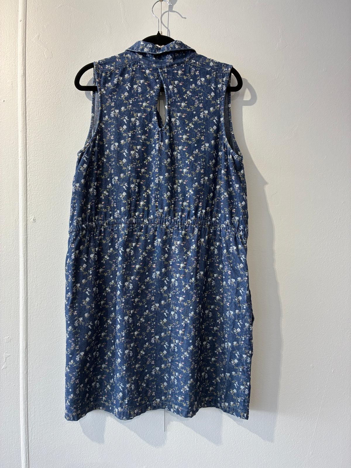 Levis - Floral denim dress - Size L