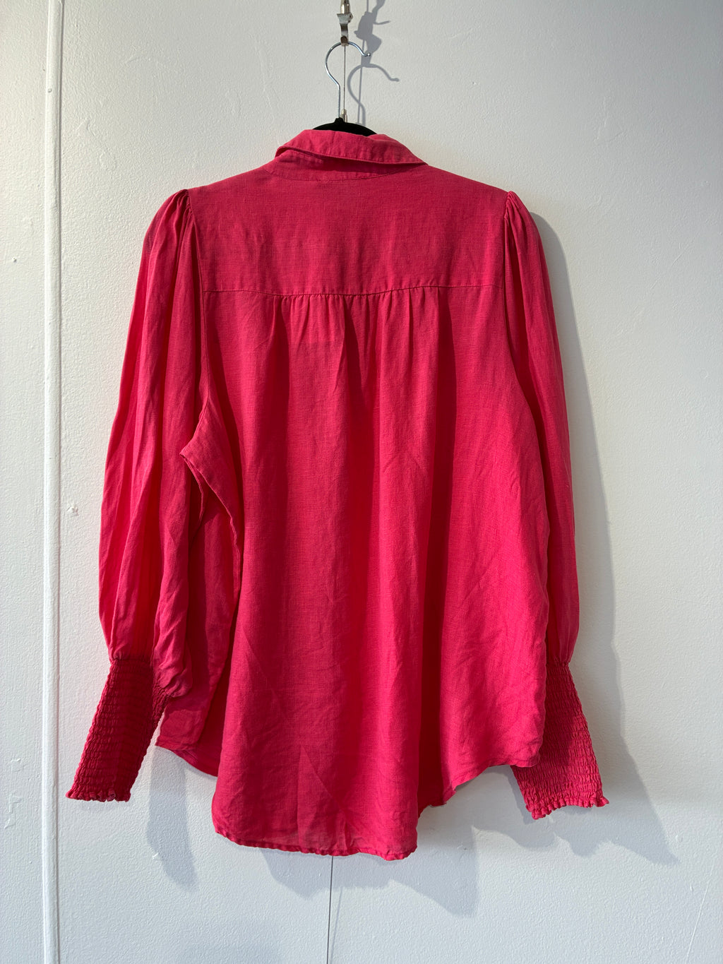 Decjuba - Pink linen puff sleeve shirt - Size 16