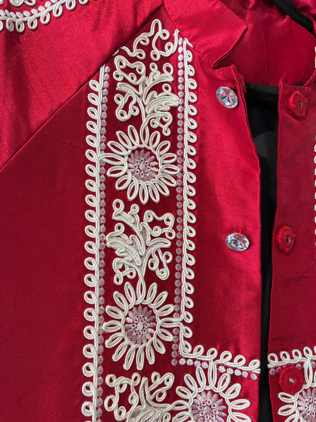 Red baroque jacket (no label) - Size M
