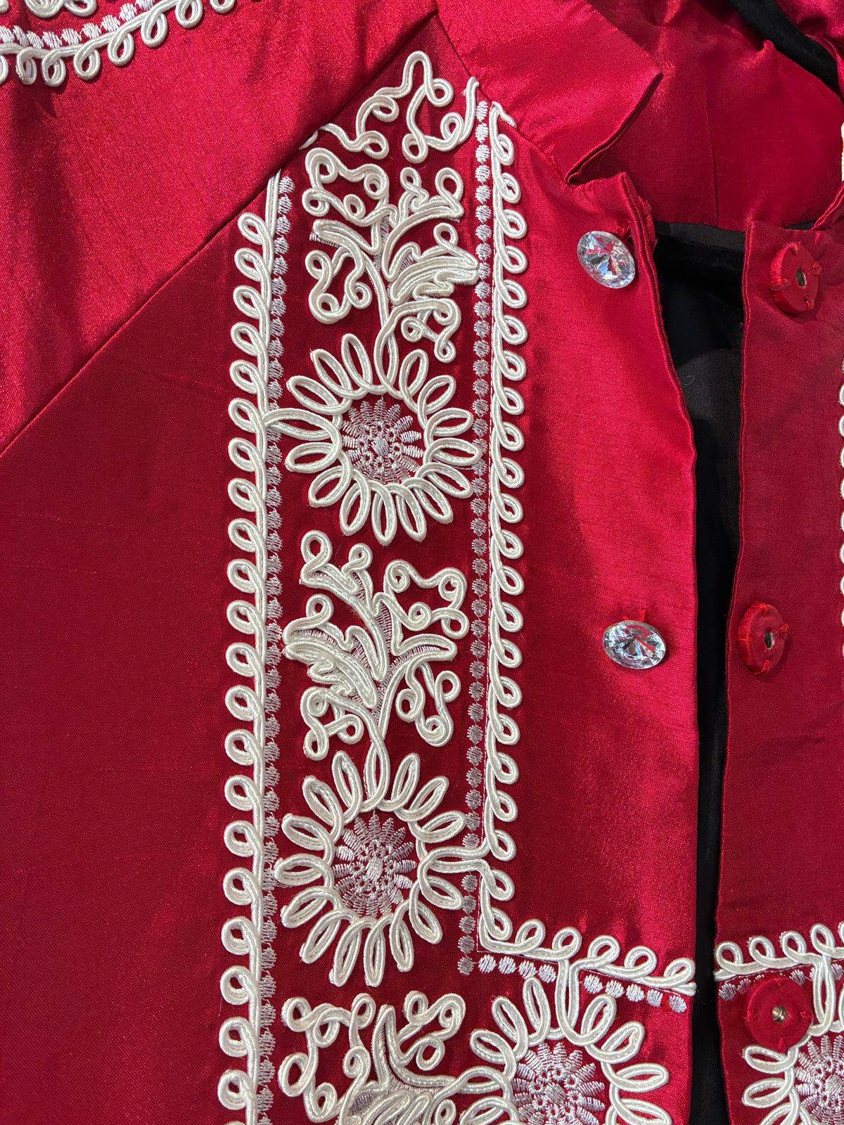 Red baroque jacket (no label) - Size M