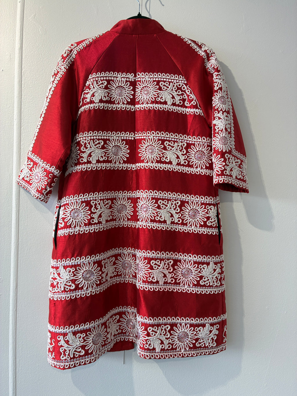 Red baroque jacket (no label) - Size M
