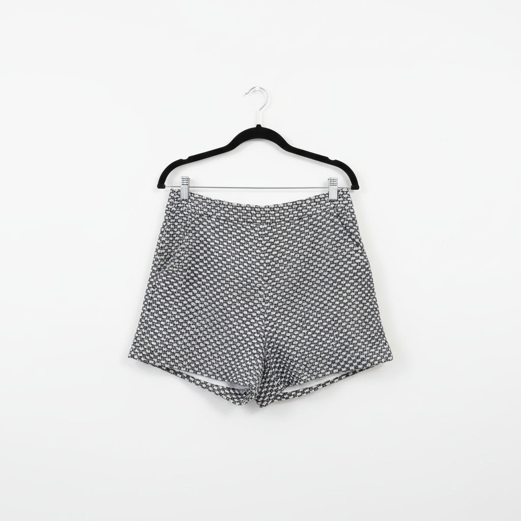 Kookai - Broderie anglaise shorts - Size 40