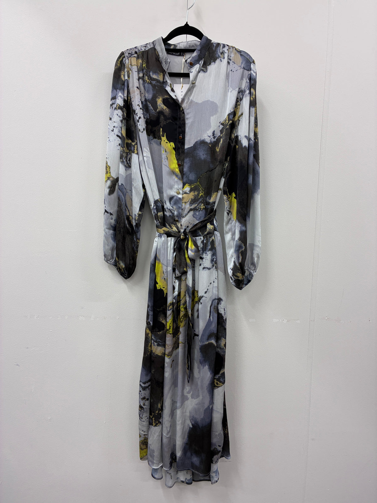 Fate & Becker - Transfixed midi duster shirt dress - Size 10