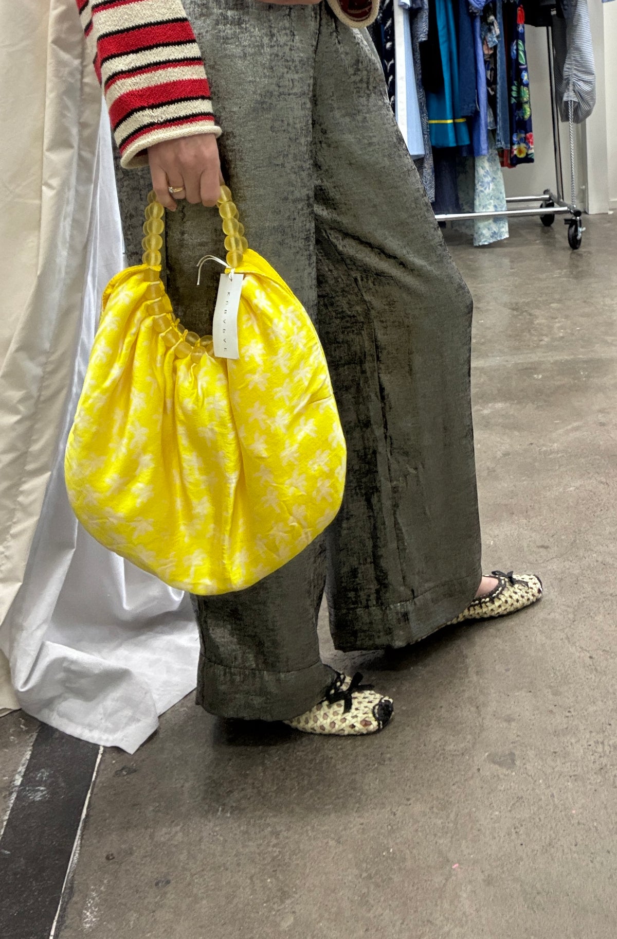 No label - Yellow silk bag - OS
