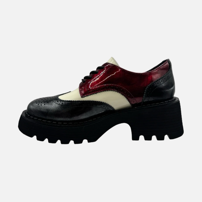 Bresley Slant Leather Brogues - Size 39