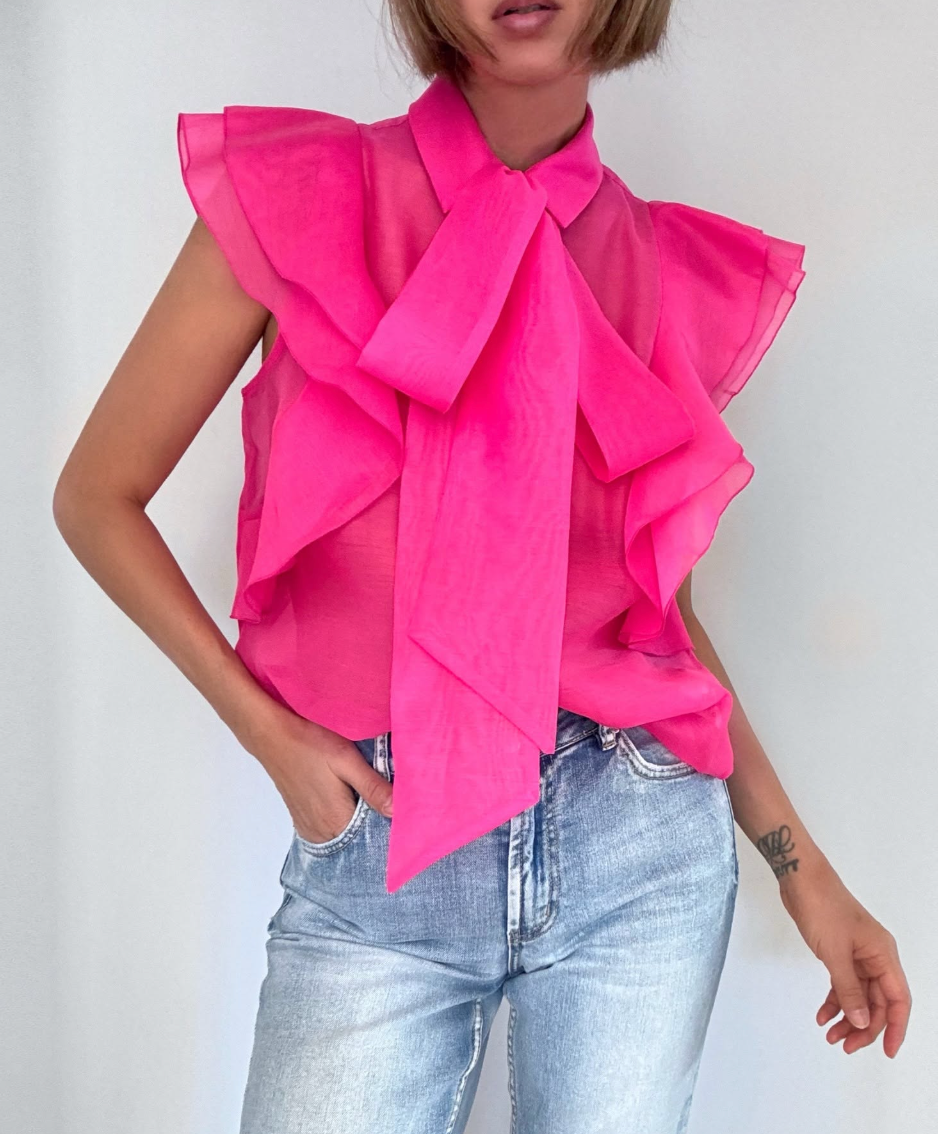 Decjuba - Sleeveless frilly shirt - Size 16
